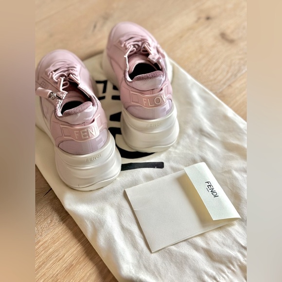 NWT!! FENDI Flow blush pink sneakers. Size 6. NEVER WORN. WITH DUST BAG. - Picture 9 of 10